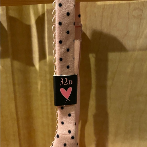 Victoria’s Secret Polka Dot Bra - Picture 3 of 5